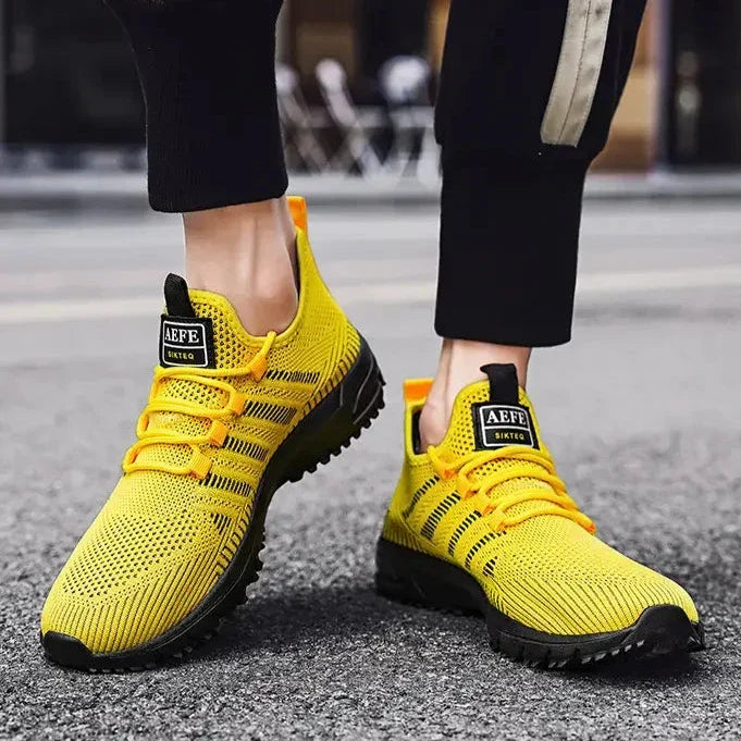Ozy Sneakers