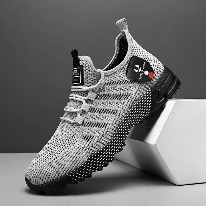 Ozy Sneakers